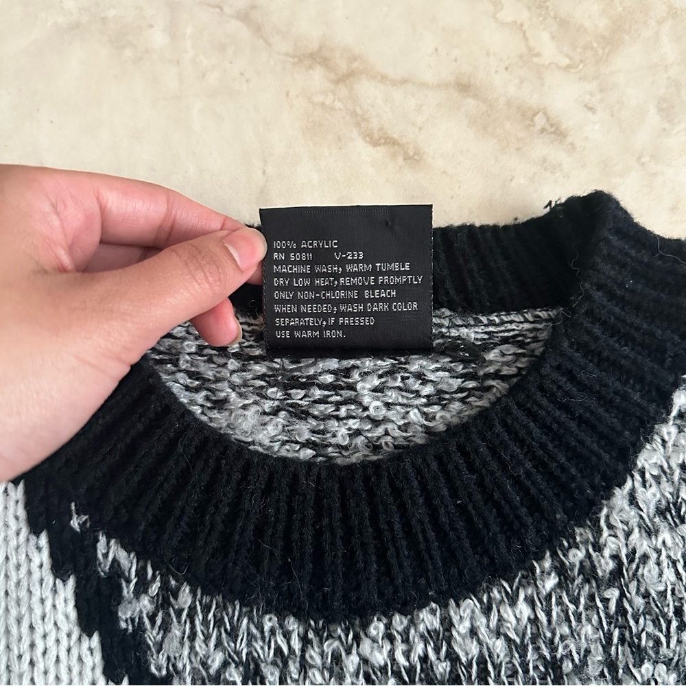 VTG Retro Sweater - Picture 4 of 4